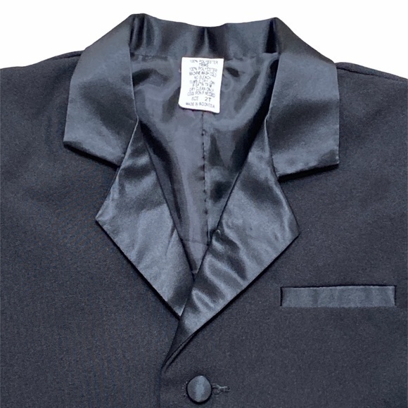 Spring Notion Tuxedo Jacket Sz. 2T - Picture 2 of 6
